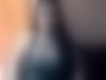 alessandra-cuteandhorny