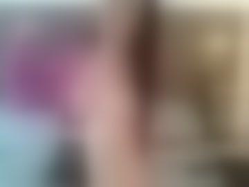 chloe-stella-