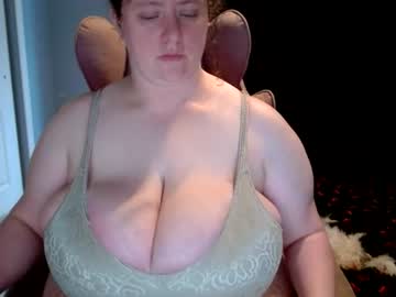 cumonmybigtits007