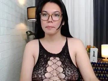 ellahollywood1818