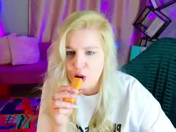 hot--blondie