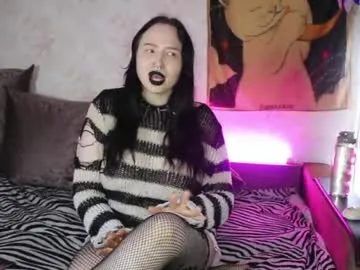 kitty-goth