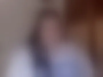 lindaa-shy-