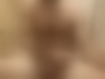 lookhim25
