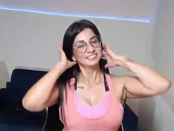 miakhalifa-1