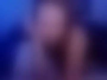 mika-kiss