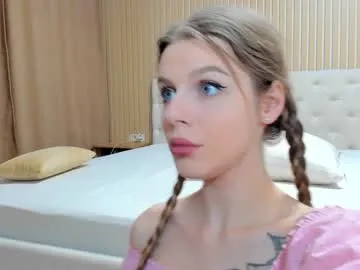 mila-polly-and-forester