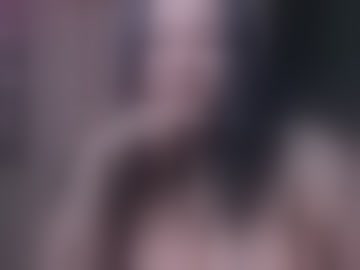 mira-busty