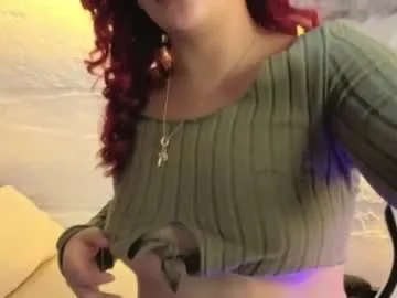 naty-red-v