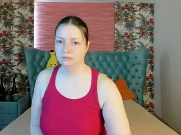 nelliebev
