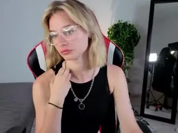 nora-moreau