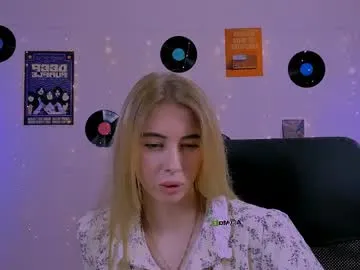 rina-gold-