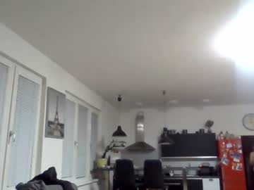 thesunnevergoesdown7